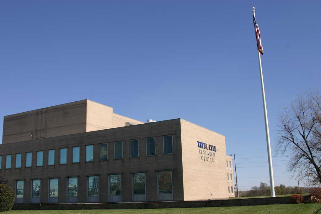 Recordbreaking food drive with community partners Tate & Lyle