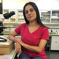 Isabel Thais, Microbiologist