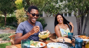 Two friends having lunch