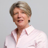 Clare Leonard Headshot
